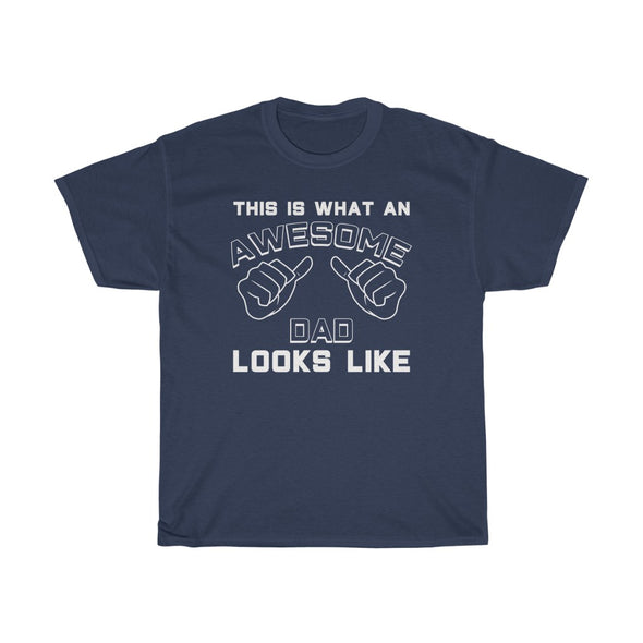 Best Dad Gifts: "This Is What An Awesome Dad Looks Like" Father's Day Mens T-Shirt